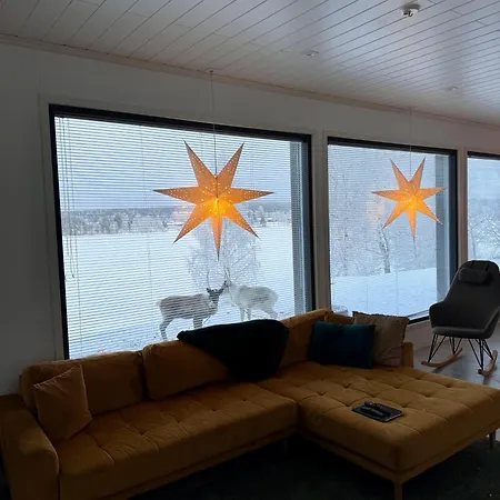Lapland Reindeer Farm Рованиеми